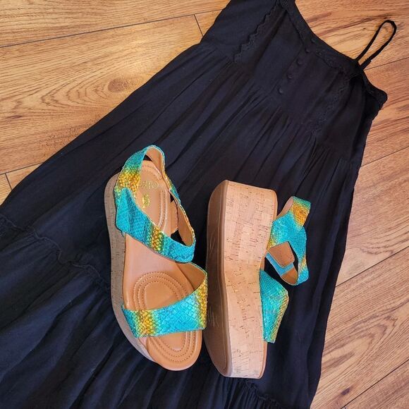 Sarto snakeskin wedge sandles - Picture 1 of 7